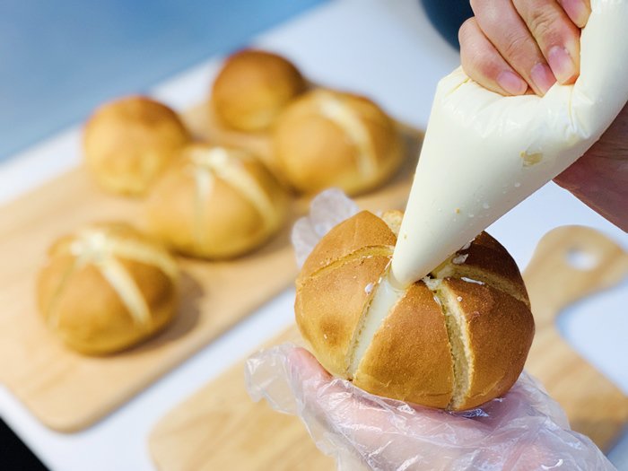 cách làm bánh mì bơ tỏi
