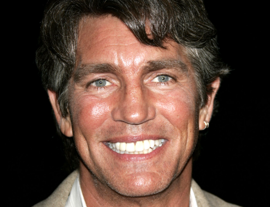 what disease does eric roberts have