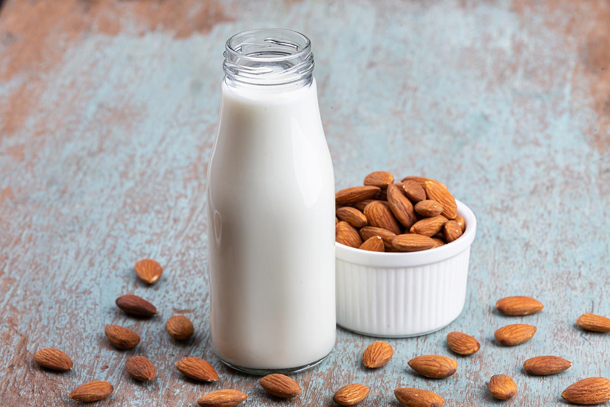 jello pudding with almond milk