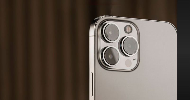 how to flip camera while recording iphone