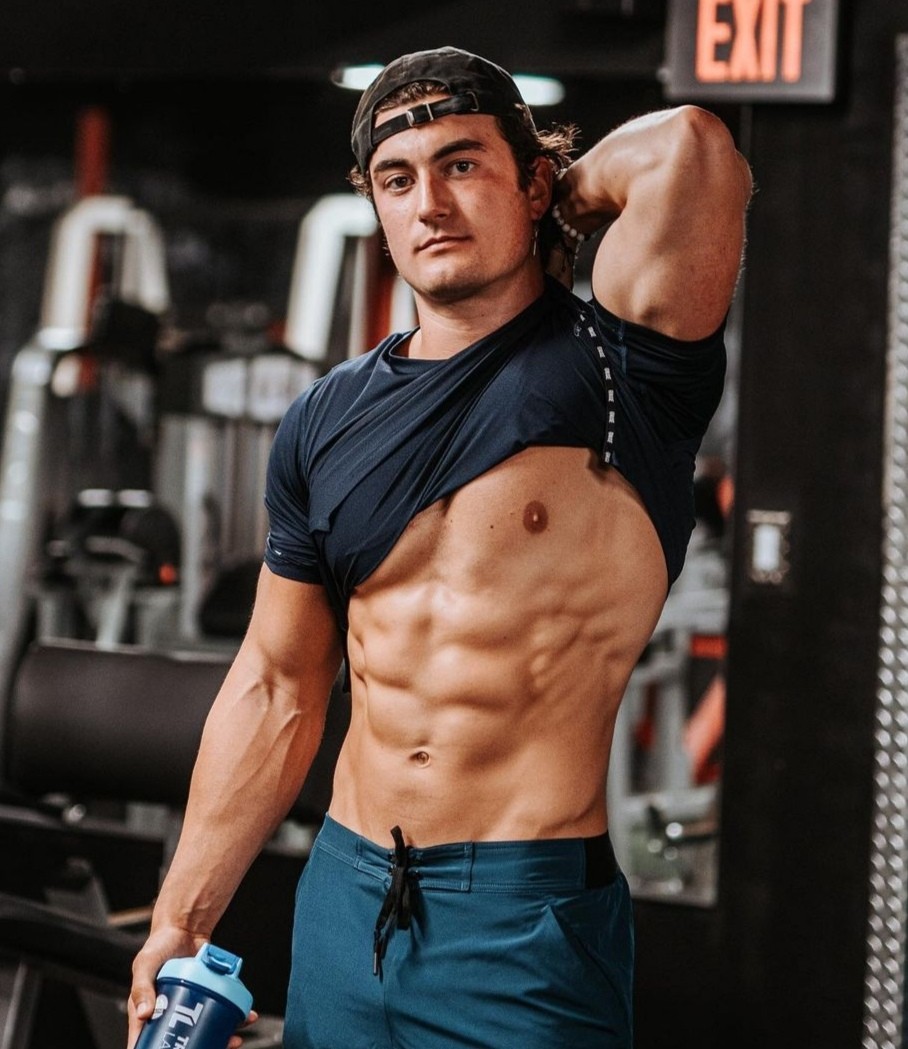 how tall is jesse james west