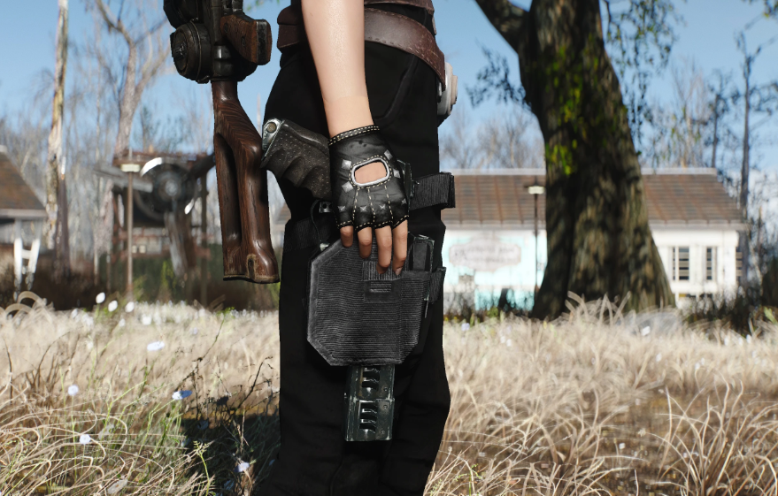 how to holster weapon fallout 4