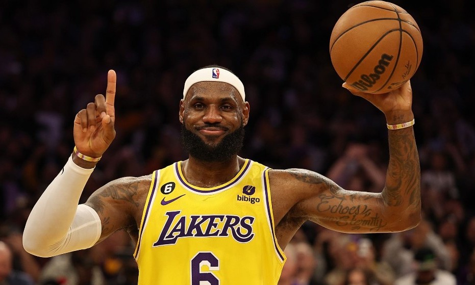 how many 40 point games does lebron have