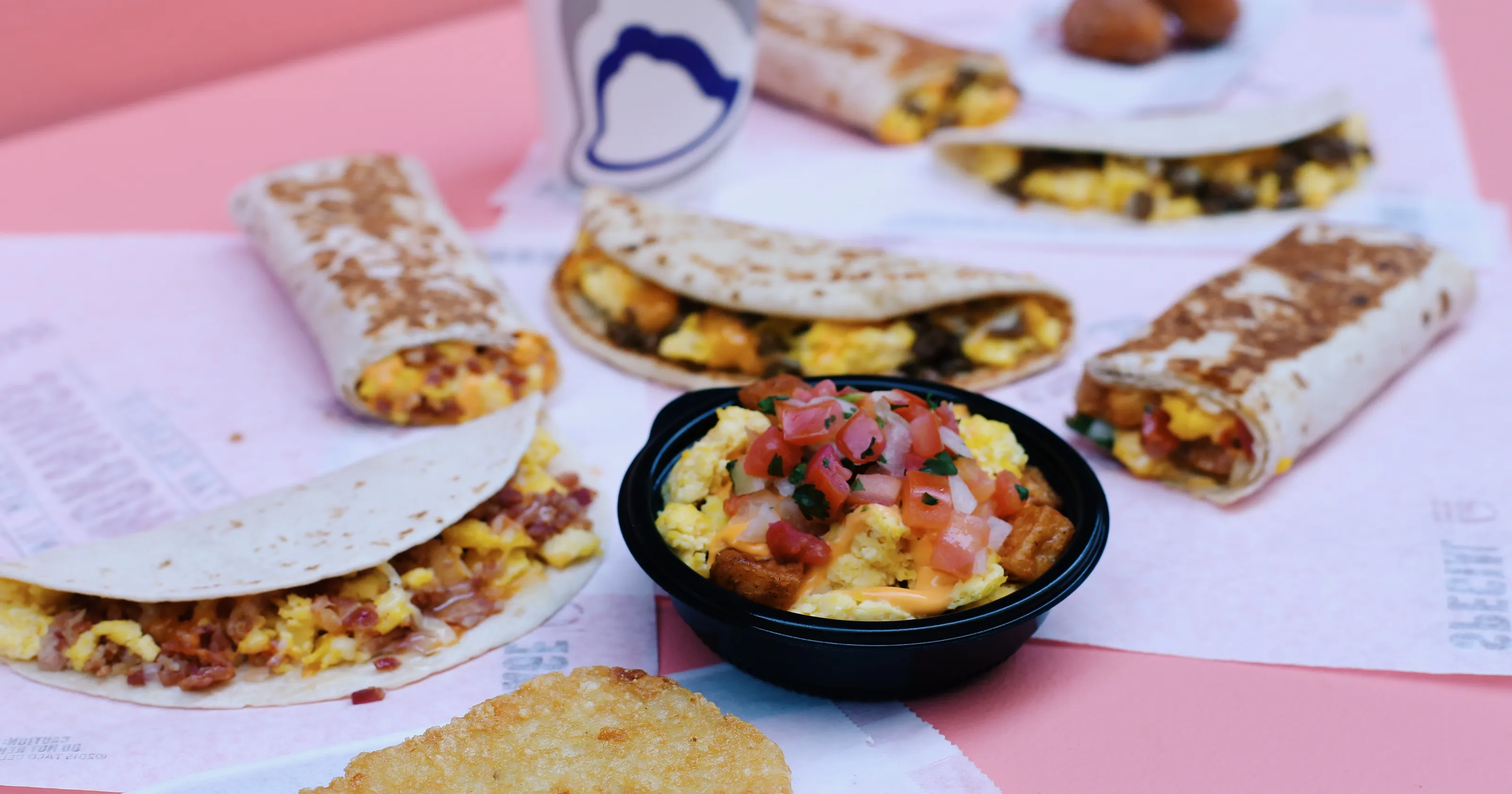 what time.does taco bell stop breakfast