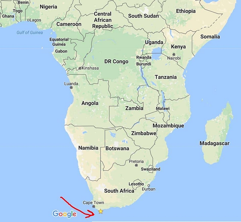 the country at the southern tip of africa is