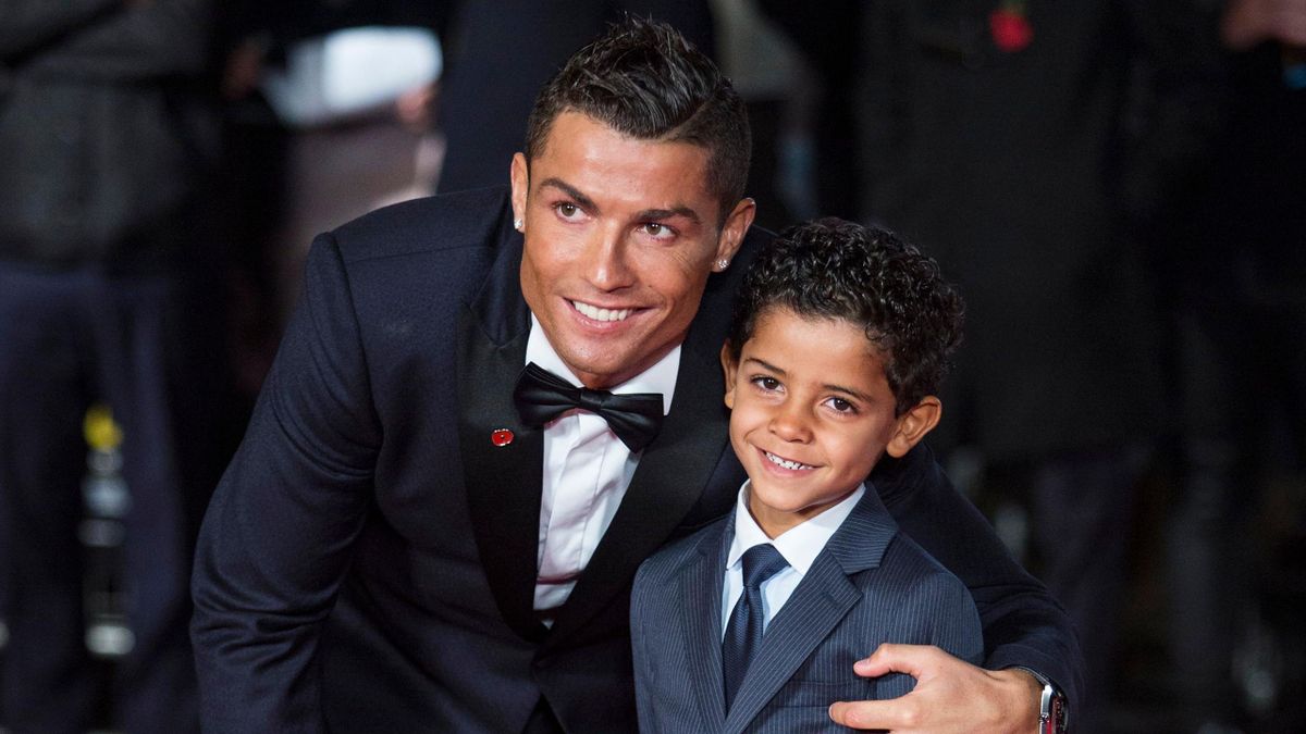 how tall is cristiano ronaldo jr 2022