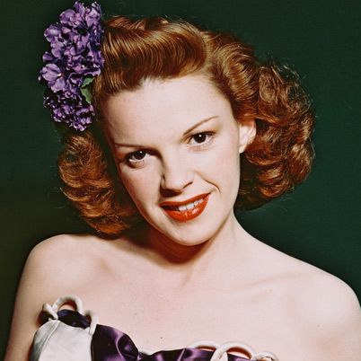 how old was judy garland in wizard of oz