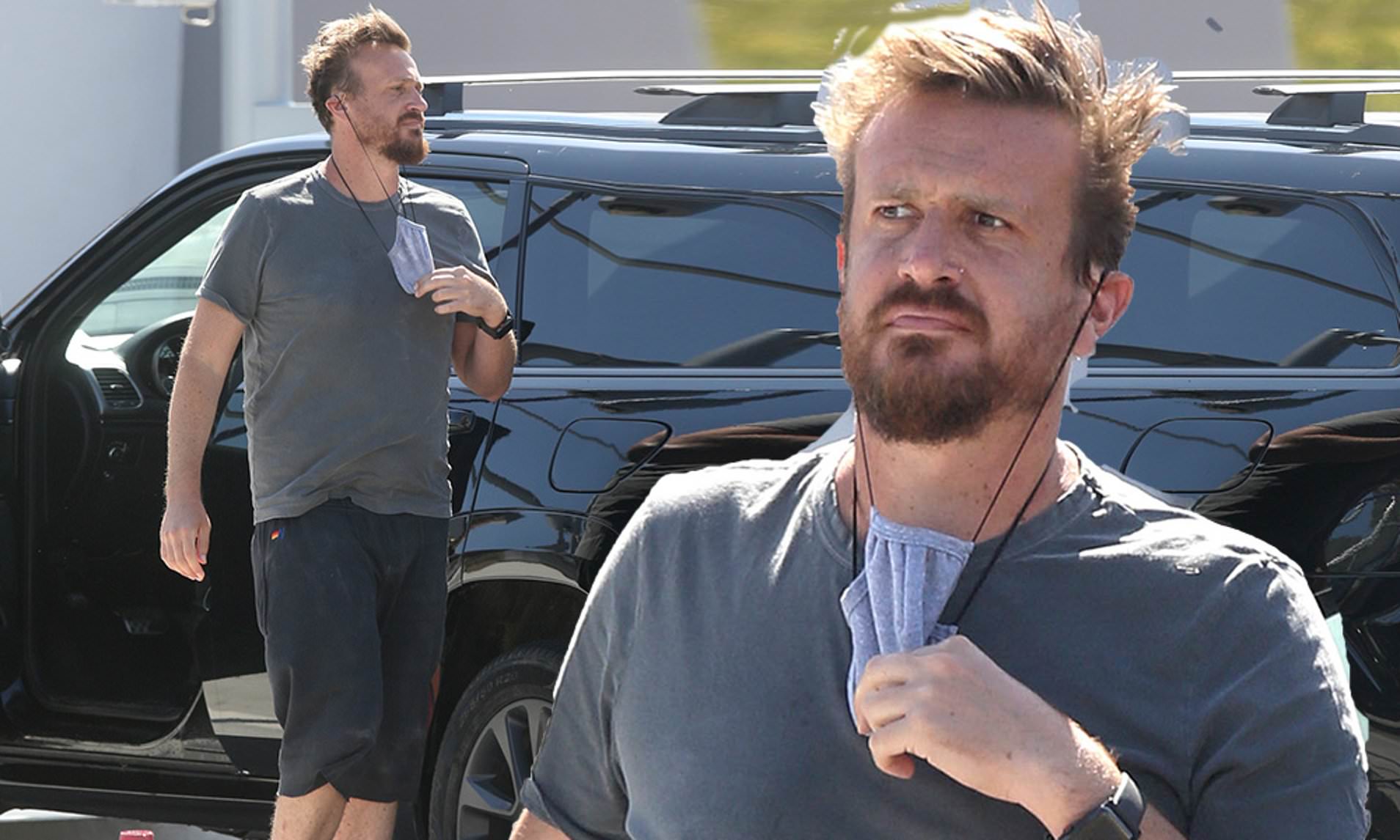 jason segel girlfriend 2023